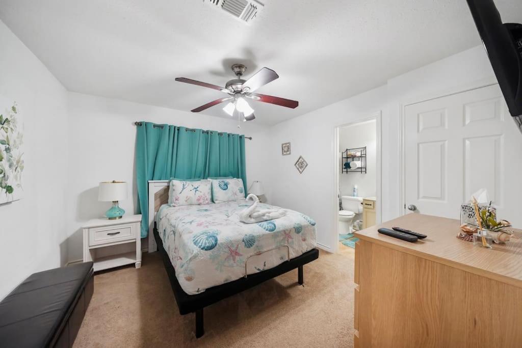 Galveston Beach House Family/Pet Friendly 외부 사진